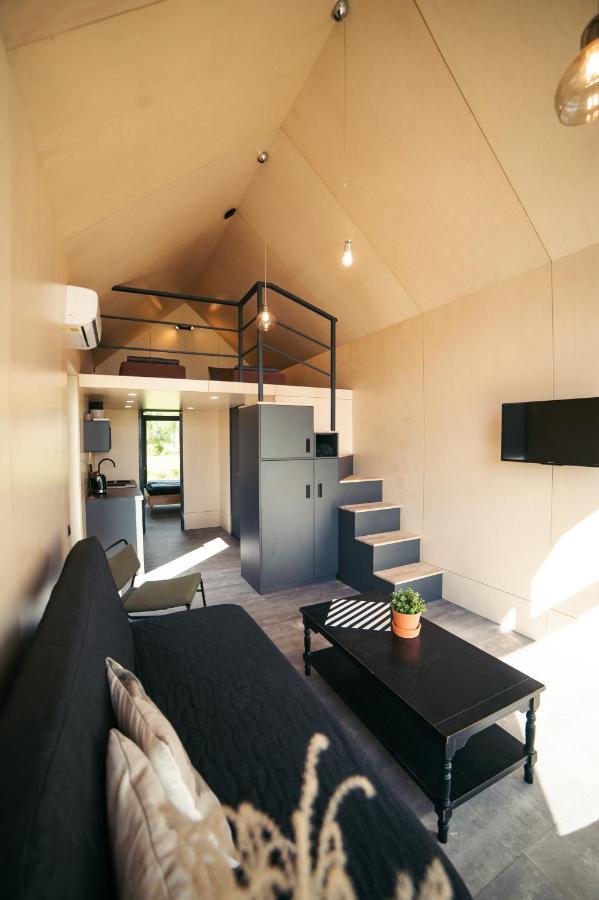 Apartamenti Vejdzirnavas เวนต์สปิลส์ ภายนอก รูปภาพ