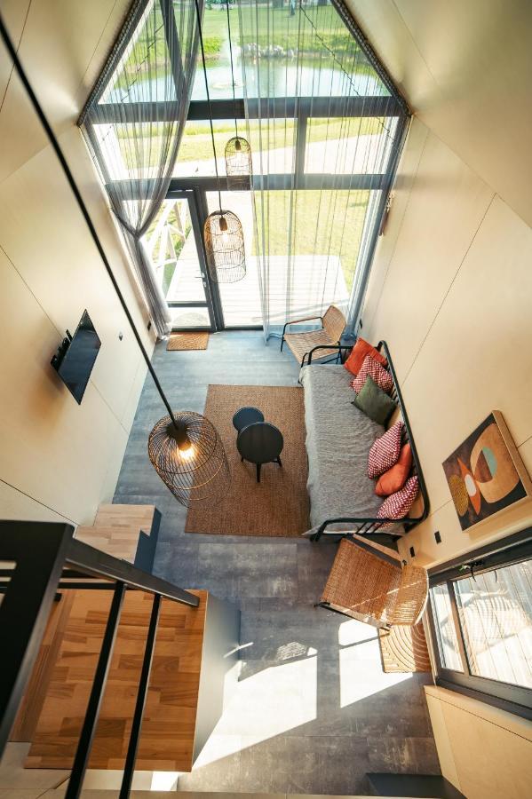 Apartamenti Vejdzirnavas เวนต์สปิลส์ ภายนอก รูปภาพ